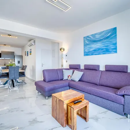 Emily By Interhome Apartament *