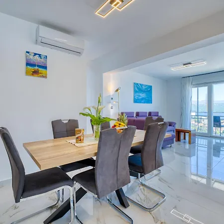 Emily By Interhome Apartament Opatija