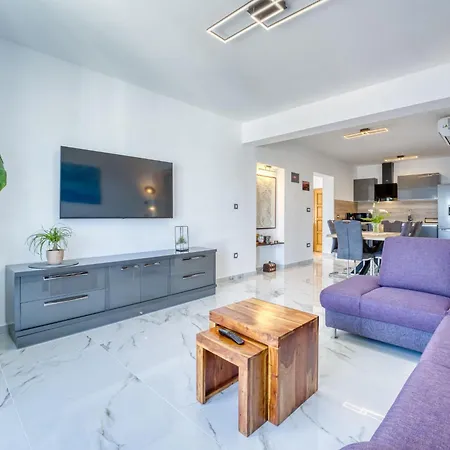 Emily By Interhome Apartament *