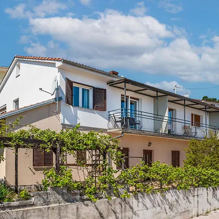 Emily By Interhome Apartament