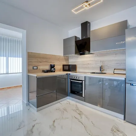 Emily By Interhome *