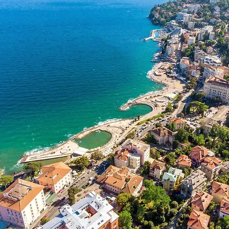 Emily By Interhome Apartment