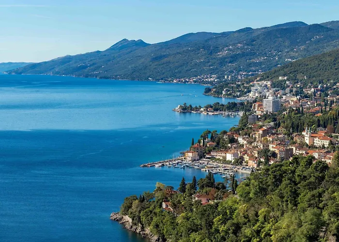 Emily By Interhome Lägenhet Opatija